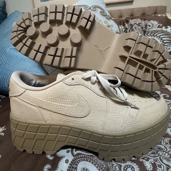 Air Jordan 1 Brooklyn Low Platform Desert Camo Rattan Boots - Women's Size 12 - Picture 5 of 16